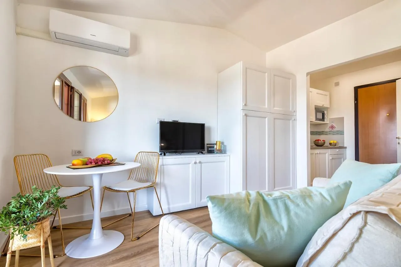 Top Floor Gulf View Apartment オルビア