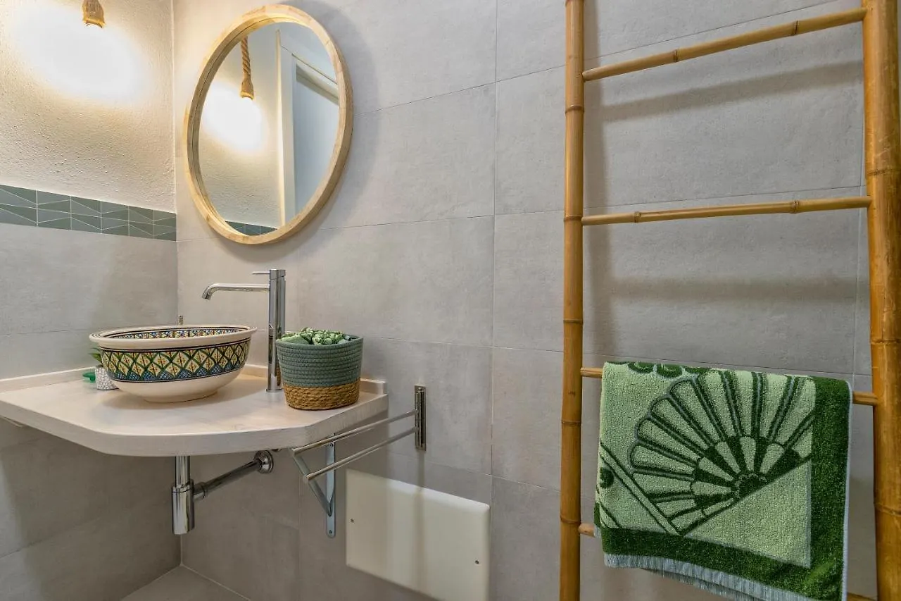 Top Floor Gulf View Apartment Όλμπια Ιταλία
